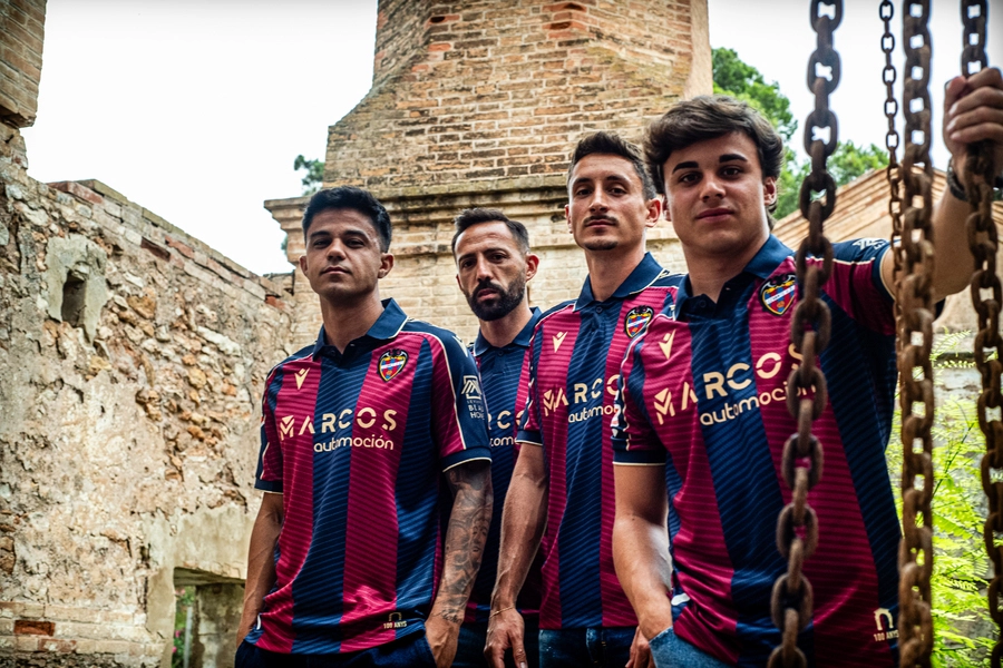 LEVANTE UD LEVANTE UD
