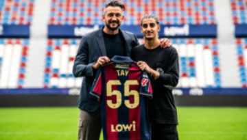 PLANTILLA FOTOS WEB esRadio (15)