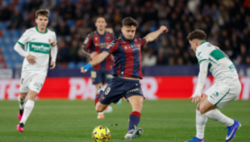 PLANTILLA FOTOS WEB esRadio (17)