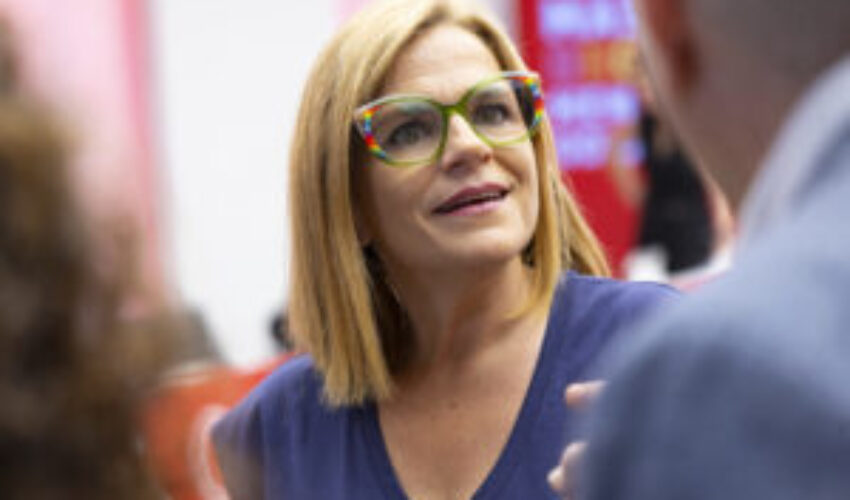 Pilar Bernabé, en una Ejecutiva Federal del PSOE