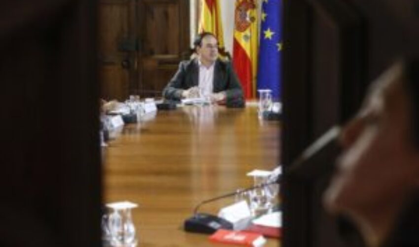 El Consell confía en que la procesión cívica 9 d'Octubre se celebre con normalidad: "Nadie tiene derecho a boicotearla"